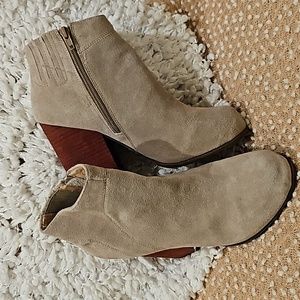 Jeffrey Campbell Bootie